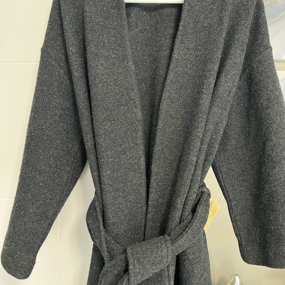 Aritzia: Wilfred Long Cardigan/Jacket - Picture 2 of 5